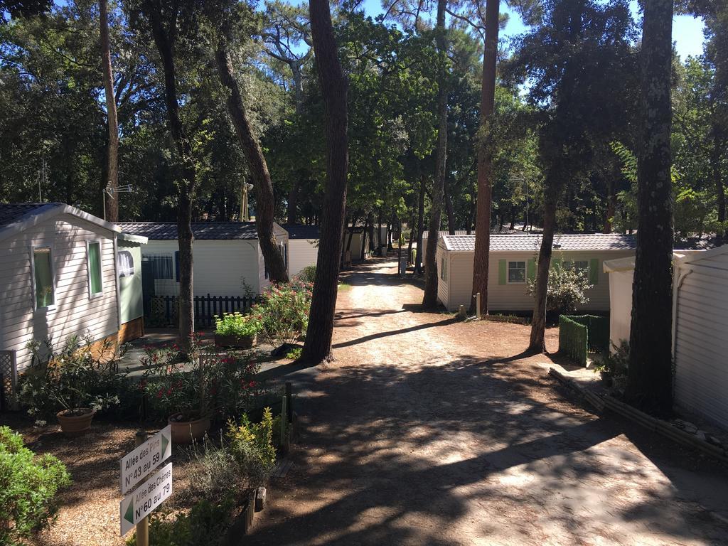 Camping Les Chenes Verts Meschers-sur-Gironde Exterior photo
