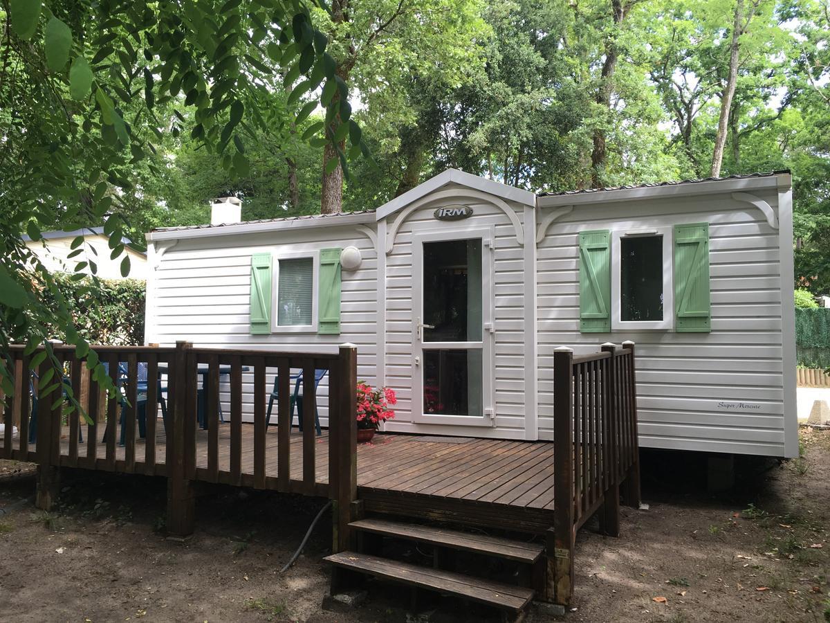 Camping Les Chenes Verts Meschers-sur-Gironde Exterior photo
