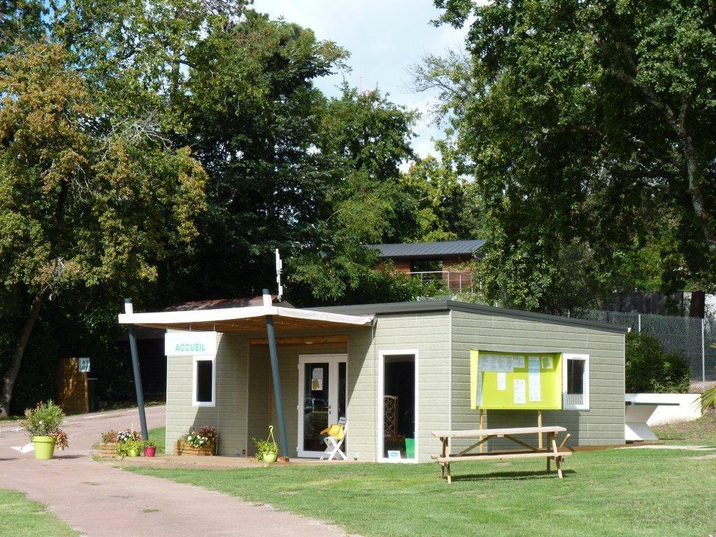 Camping Les Chenes Verts Meschers-sur-Gironde Exterior photo